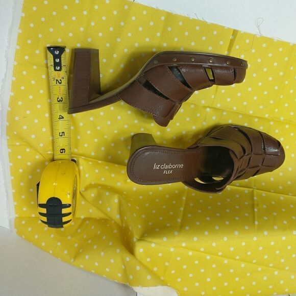 Stylish  Liz Clairborne Flex Brown "Carla" Leather Slides  Size 6.5M - Picture 9 of 9